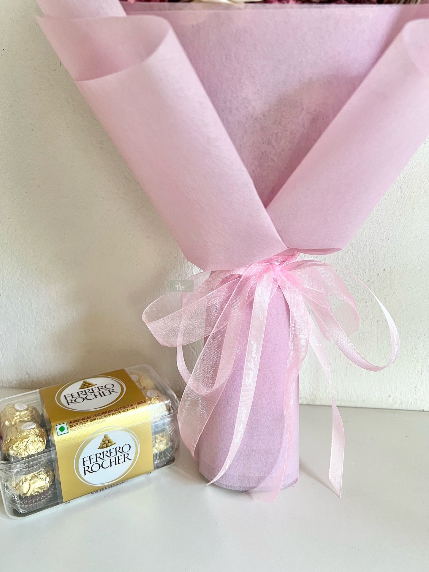 GIRLFRIEND’S BOUQUET