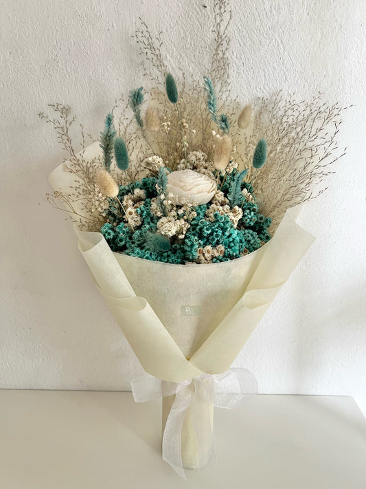 Turquoise midi bouquet