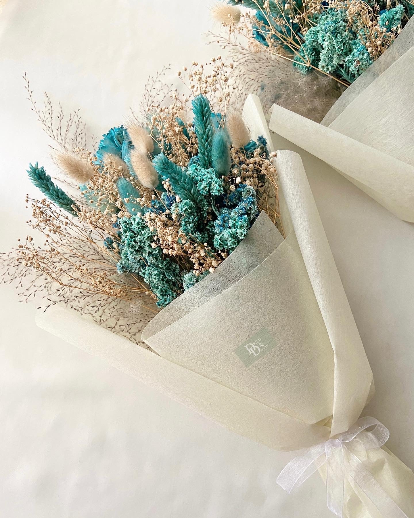 TURQUOISE BOUQUET