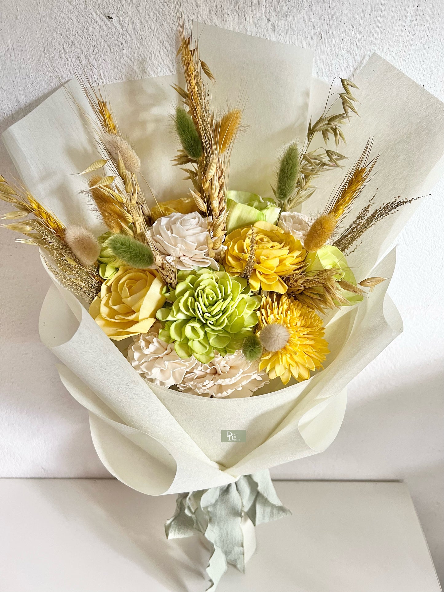 LIME WHISPER BOUQUET/Sola flower bouquet