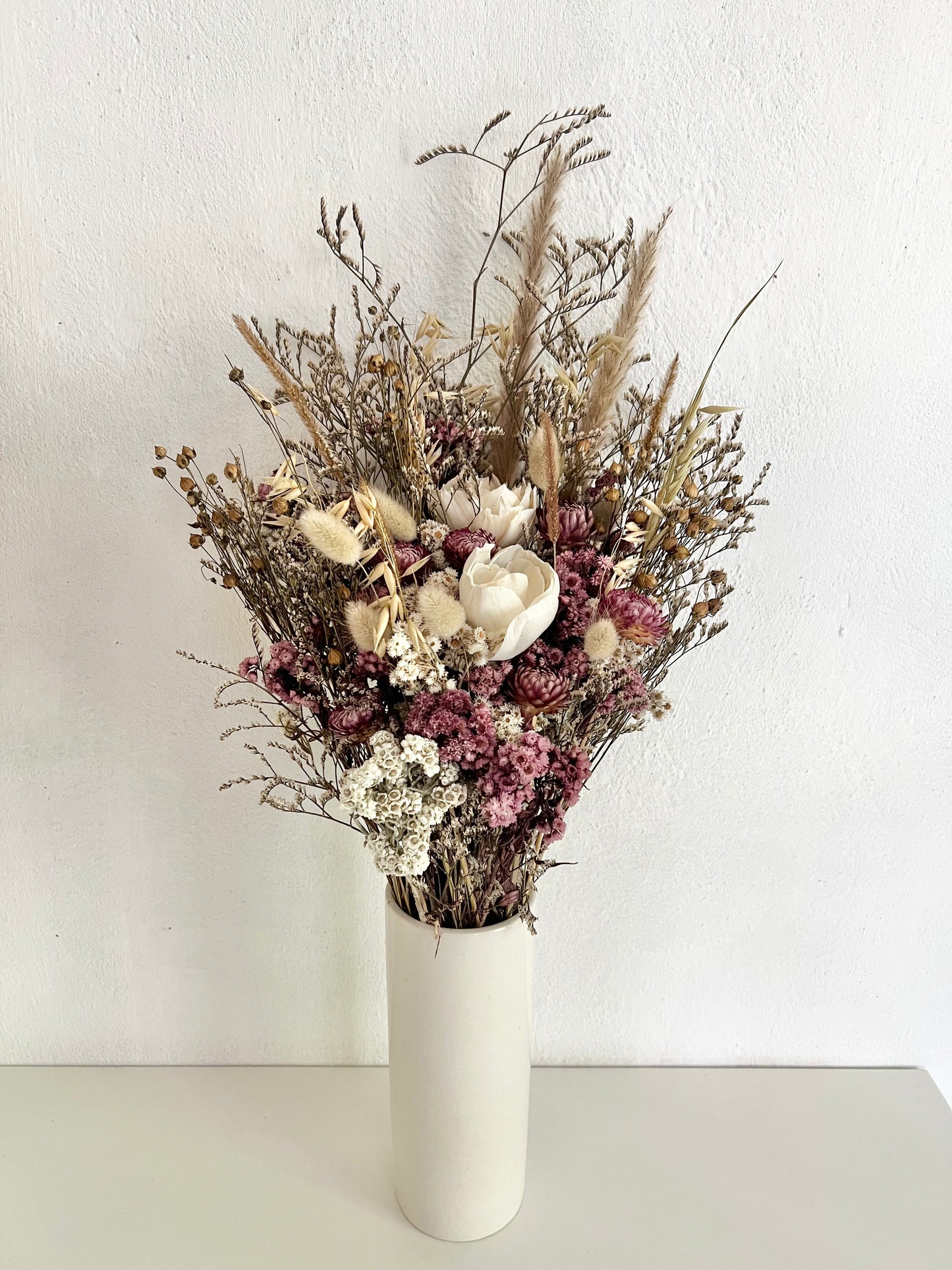 MAUVE BOUQUET/VASE ARRANGEMENT