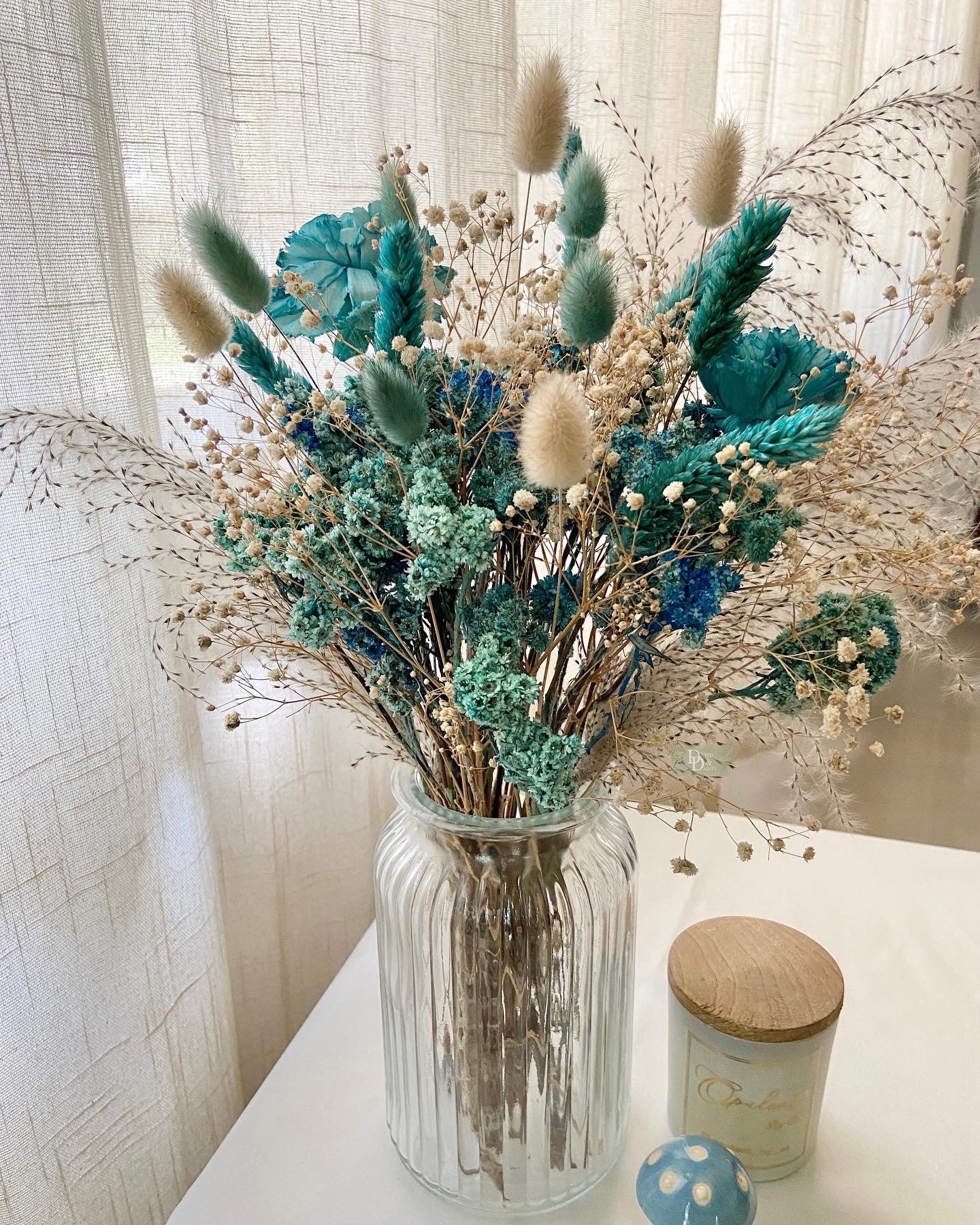 TURQUOISE BOUQUET 