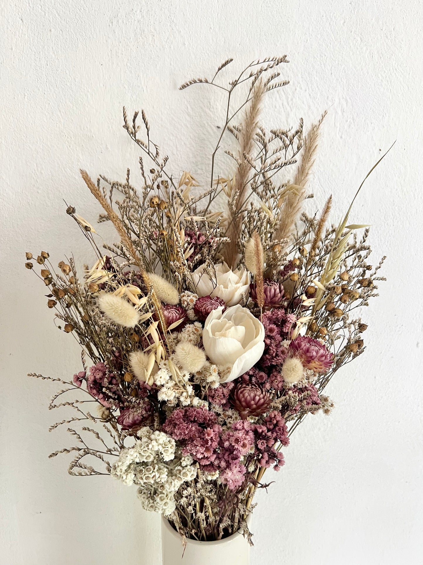 MAUVE BOUQUET/VASE ARRANGEMENT