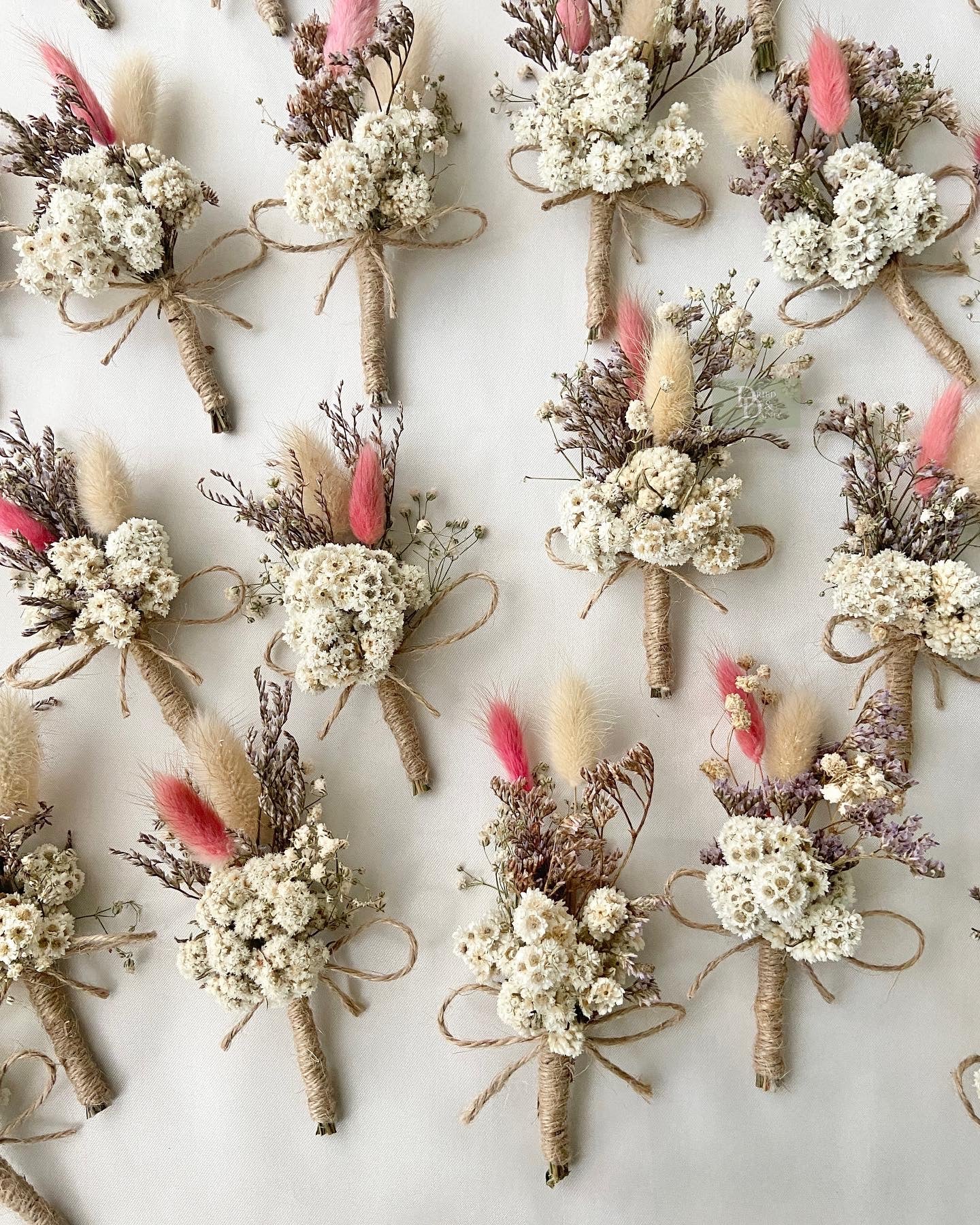 CANDY BOUTONNIERE