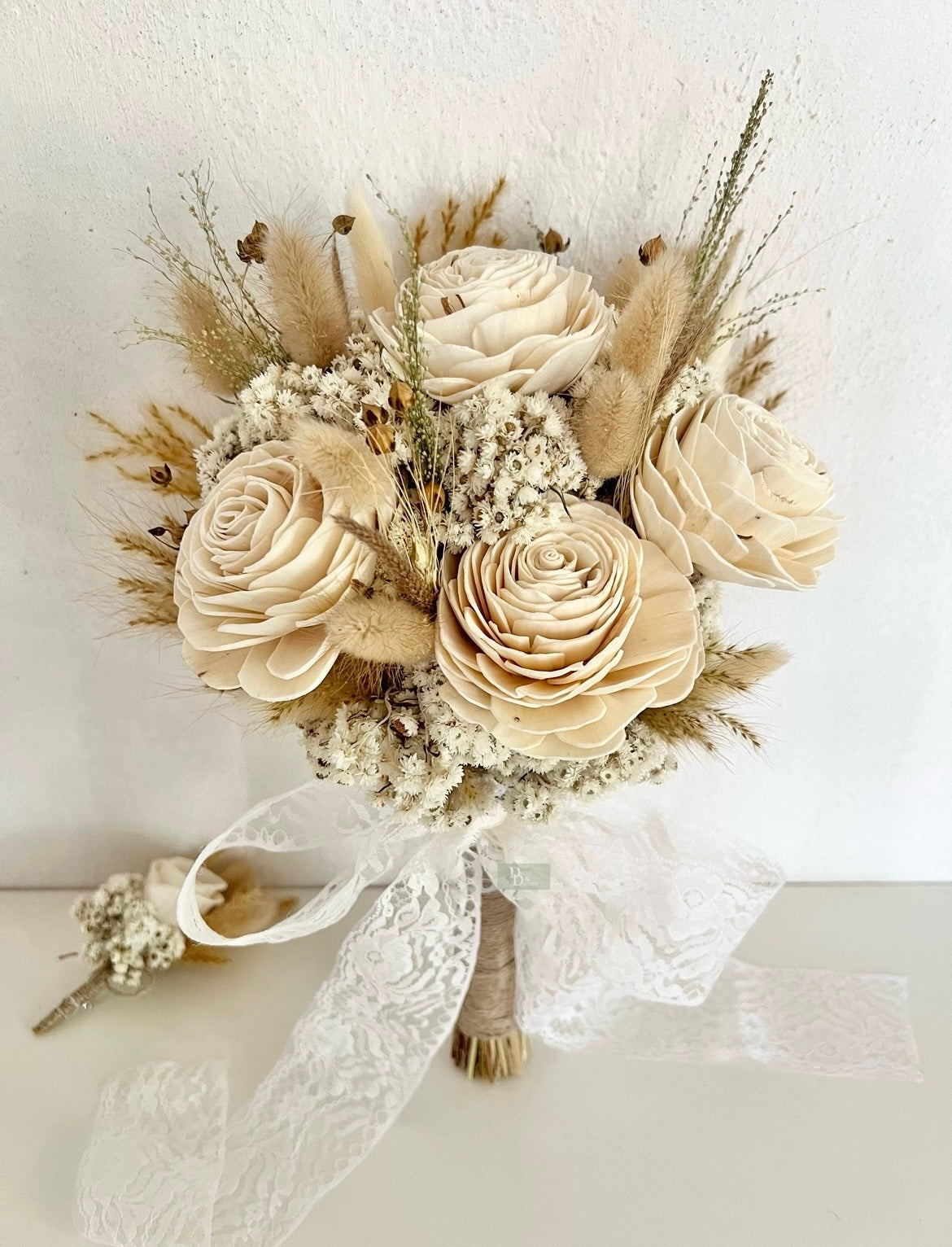 IVORY BRIDAL BOUQUET