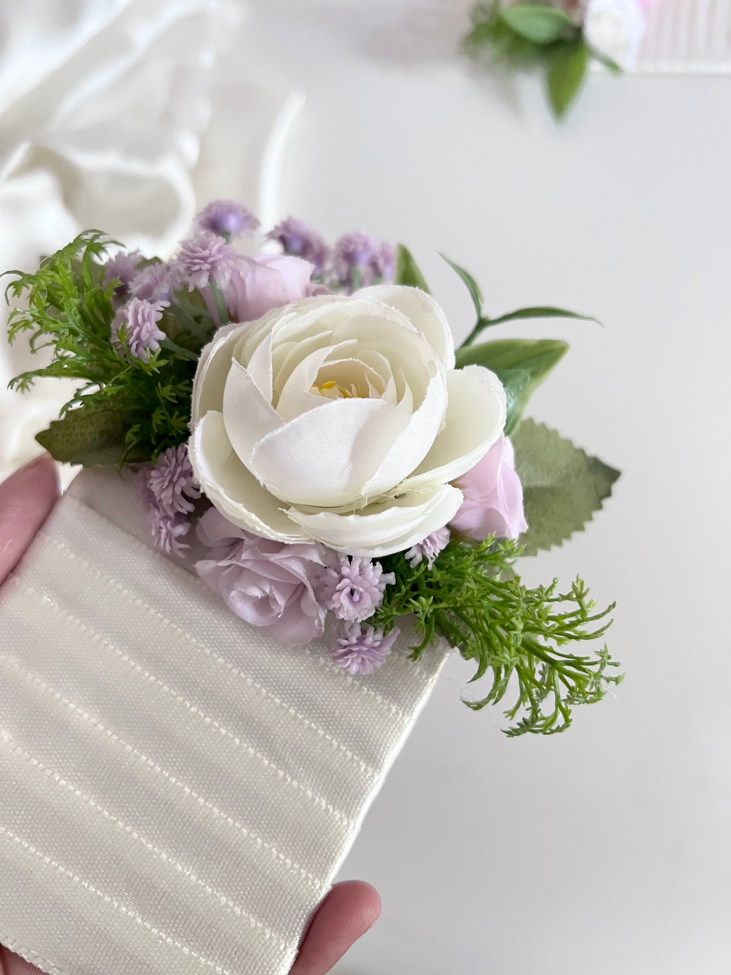 LAVENDER POCKET BOUTONNIERE/FAUX POCKET BOUTONNIERE